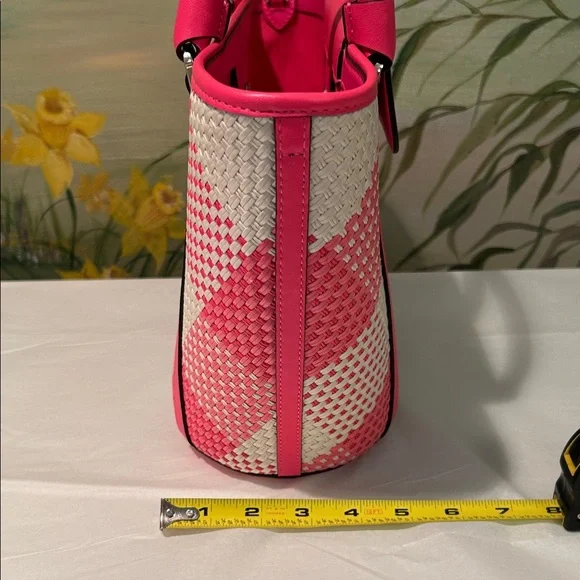 Kate Spade New York Wild Rose Cruise Gingham Wovan Plaid Tote - Picture 11 of 16